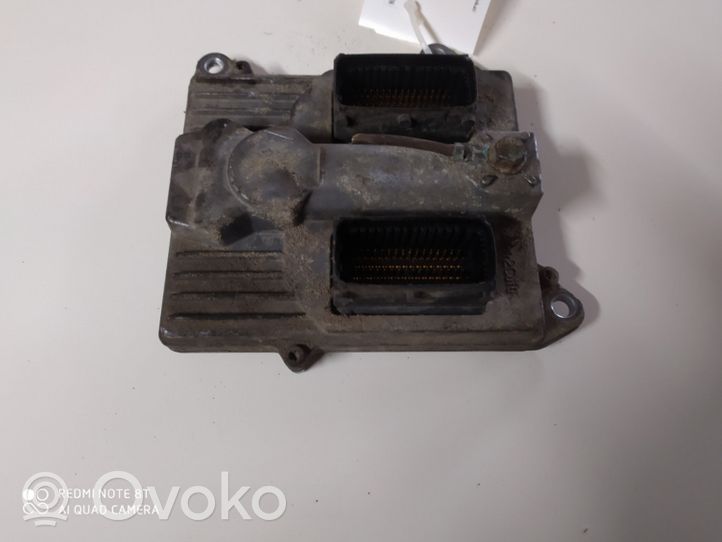 Opel Vectra C Engine control unit/module 5WK91105