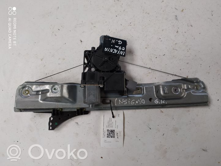 Opel Insignia A Elektryczny podnośnik szyby drzwi tylnych 13302441