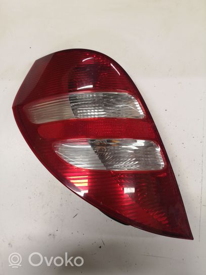 Mercedes-Benz A W169 Luci posteriori 1698200364L