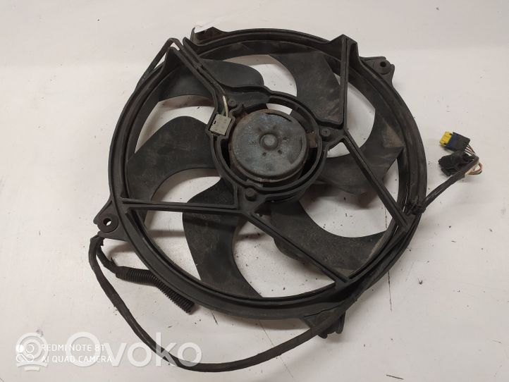 Citroen Xsara Picasso Ventilatore di raffreddamento elettrico del radiatore 1831237016