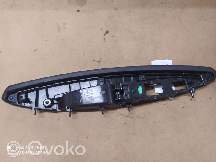 Citroen C6 Enjoliveurs poignée de porte arrière 9651499177