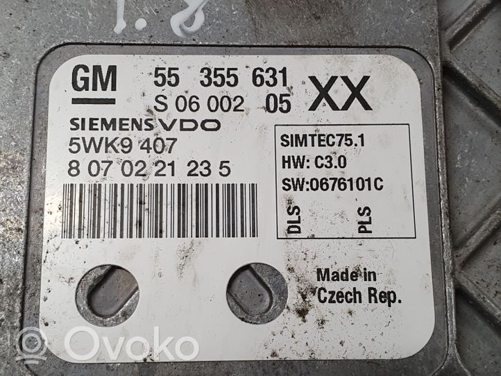 Opel Vectra C Moottorin ohjainlaite/moduuli 55355631