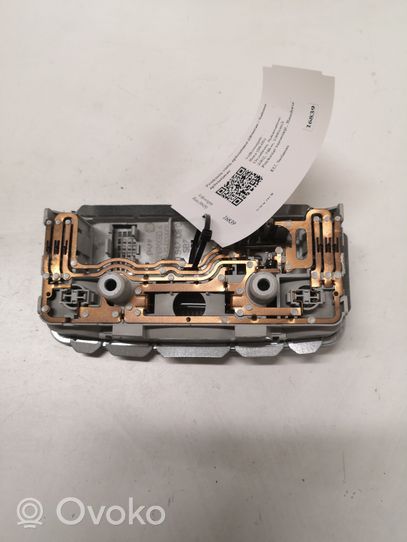 Volkswagen Bora Illuminazione sedili anteriori 3B0947105C