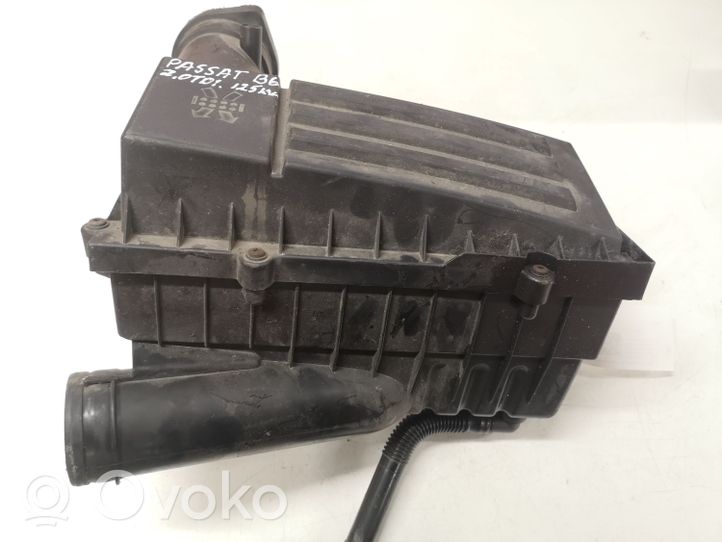 Volkswagen PASSAT B6 Scatola del filtro dell’aria 3C0129607