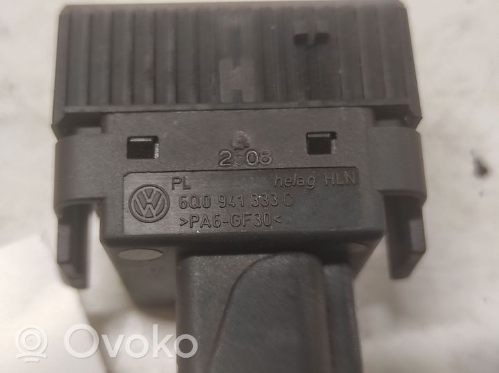 Volkswagen Polo IV 9N3 Headlight level height control switch 6Q0941333C