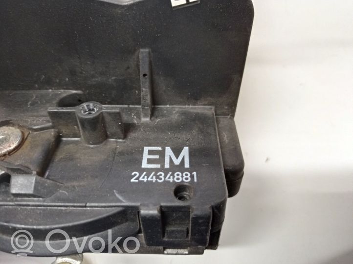 Opel Corsa C Zamek drzwi przednich 24434881