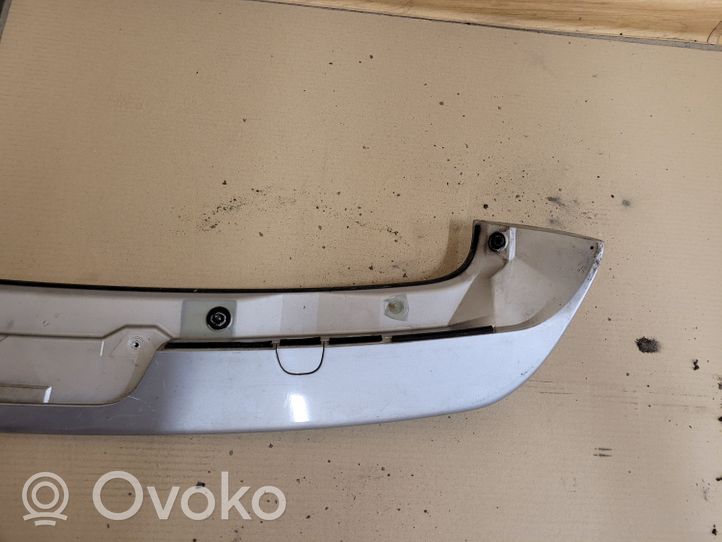 Mitsubishi Grandis Tailgate/trunk spoiler MN129304