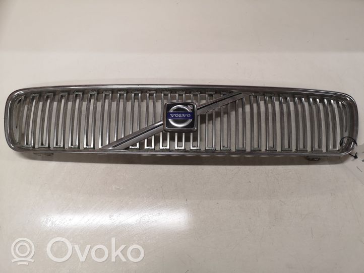 Volvo V50 Front bumper upper radiator grill 08678556