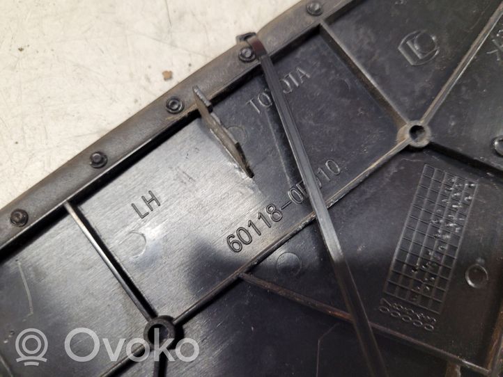 Toyota Corolla Verso AR10 Spoguļa plastmasas dekoratīvā apdare 601180F010