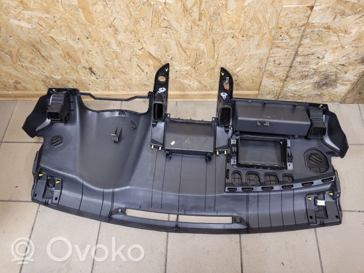 Toyota Corolla Verso AR10 Tableau de bord 553020F010