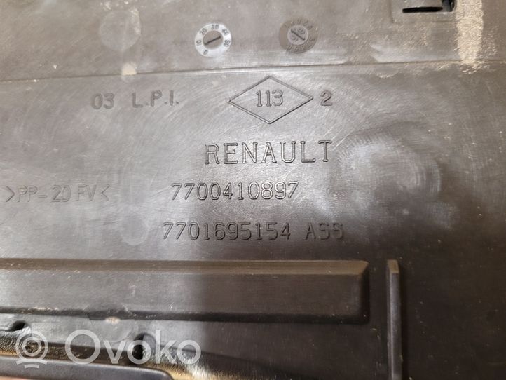 Renault Clio II Becquet de coffre 7700410897