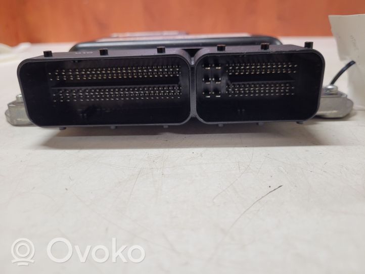 Mazda 6 Sterownik / Moduł ECU 2758009165