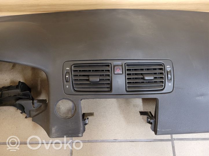 Volvo V50 Deska rozdzielcza 