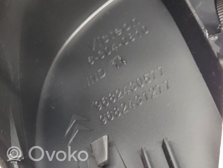 Citroen C5 Ohjauspyörän pylvään verhoilu 63040810