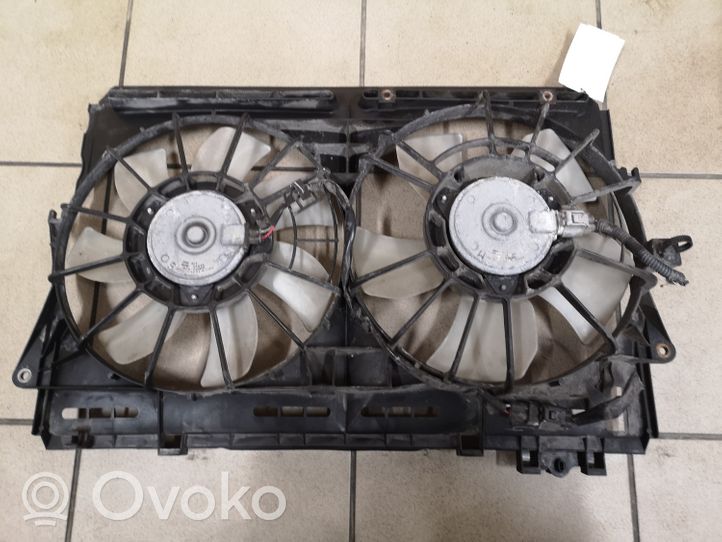 Toyota Avensis T250 Ventilador eléctrico del radiador 22710142