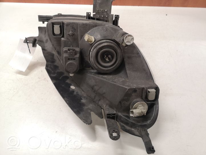 Citroen Xsara Picasso Faro delantero/faro principal 89310170