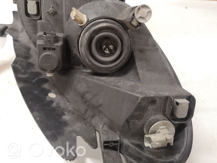 Citroen Xsara Picasso Faro/fanale 89310170