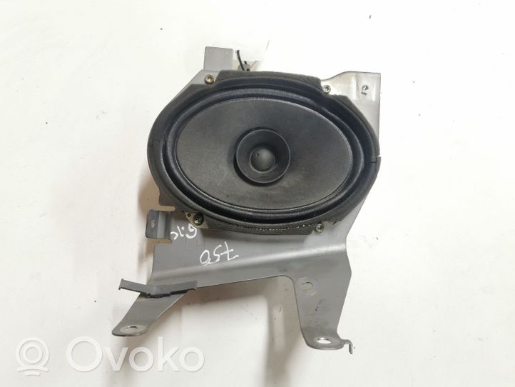 Mazda 5 Enceinte de porte arrière C24366960