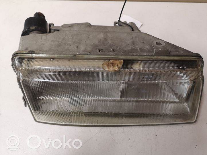 Seat Toledo I (1L) Lampa przednia 302961572