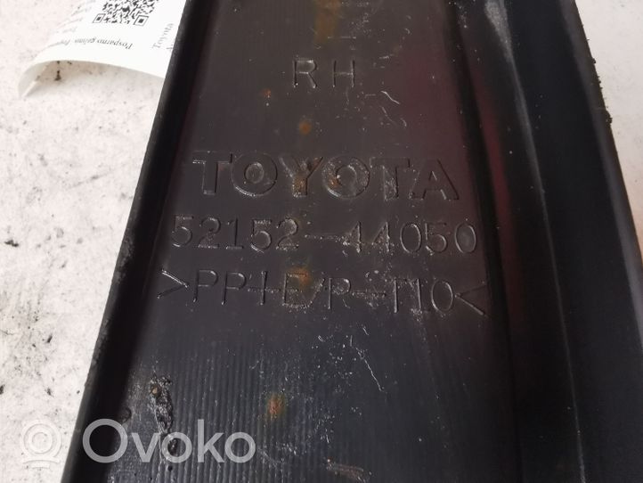 Toyota Avensis Verso Takapyörän sisälokasuojat 5215244050