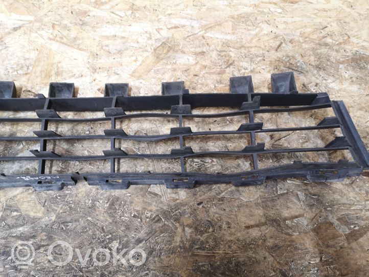 Renault Megane II Grille inférieure de pare-chocs avant 8200412379