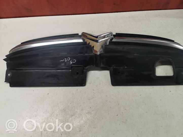 Citroen C5 Maskownica / Grill / Atrapa górna chłodnicy 9636751980