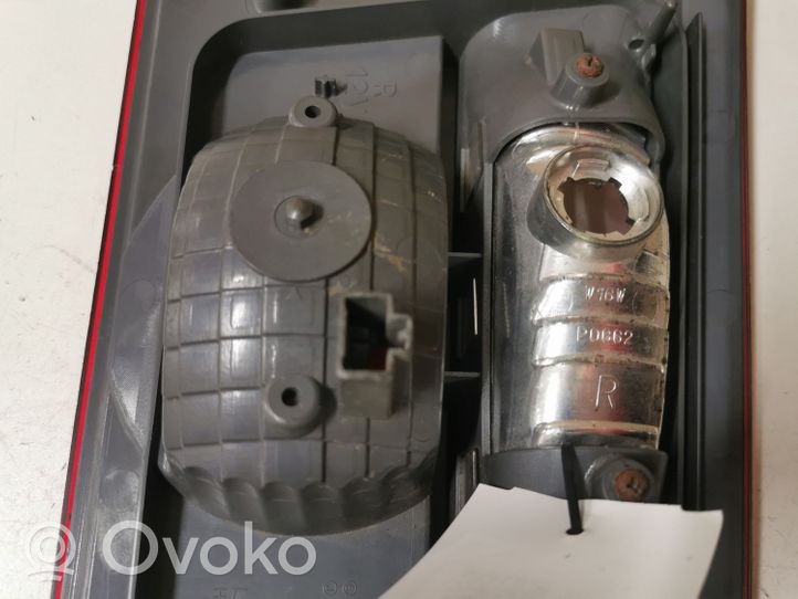 Mazda 626 Lampa tylna P0662