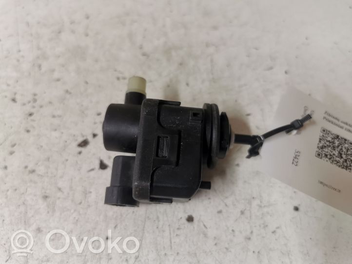 Nissan Qashqai Silniczek regulacji świateł 7700420737