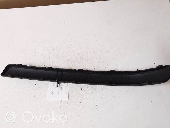 Opel Corsa C Etupuskurin jakajan koristelista 13120804