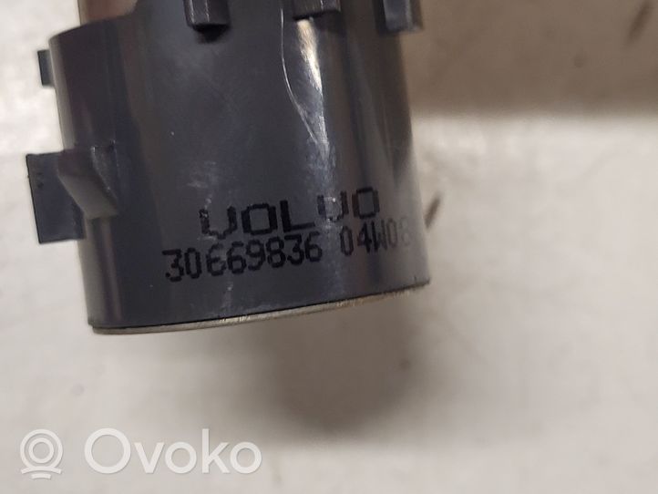 Volvo V50 Zapalniczka deski rozdzielczej 30669836