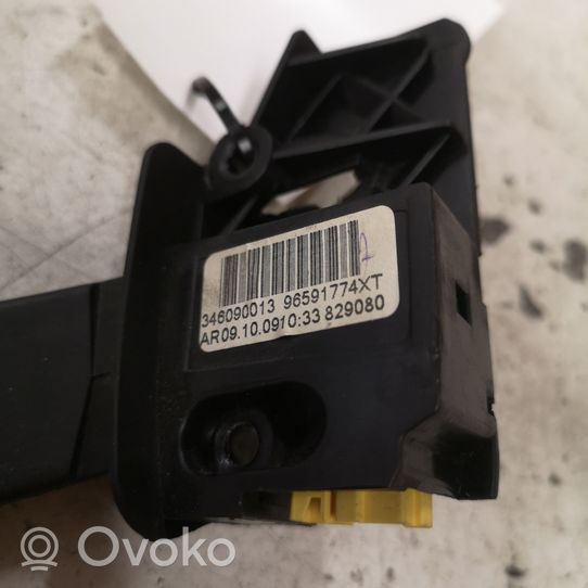 Citroen C4 I Picasso Кнопки рулевого колеса 96591774XT