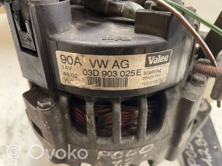 Volkswagen Polo IV 9N3 Ģenerators 03D903025E