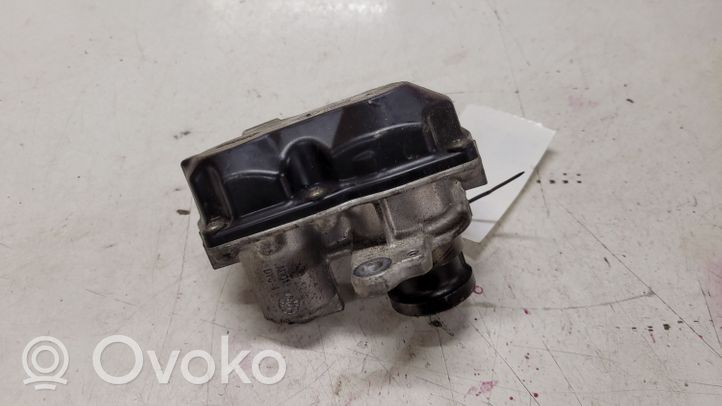 Nissan X-Trail T32 EGR valve 8201061904