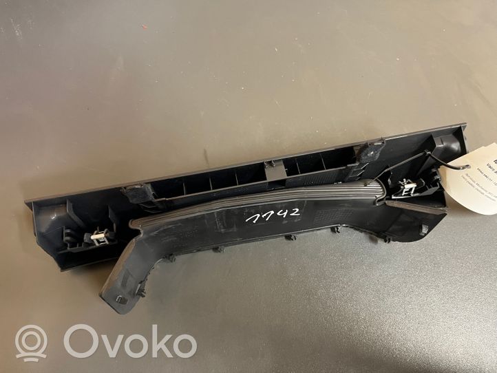 Volvo V60 Ohjauspyörän pylvään verhoilu 9123022