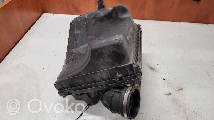 Opel Zafira A Ilmansuodattimen kotelo 24443112