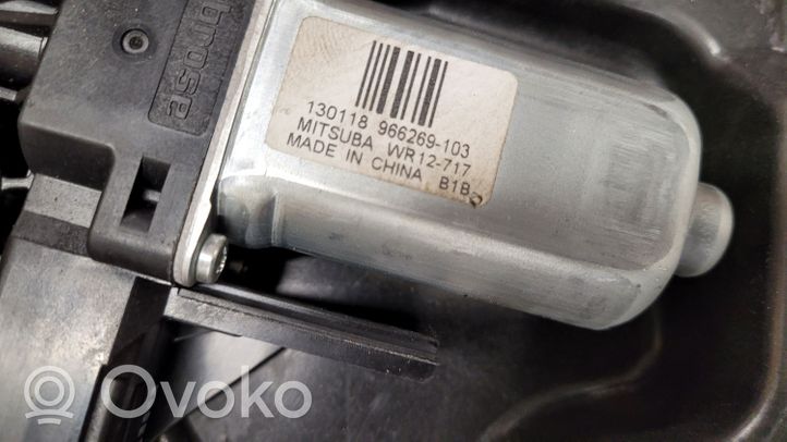 Volvo V40 Etuoven ikkunan nostin moottorilla 31276216