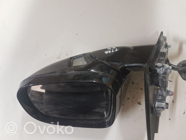 Volvo V40 Front door electric wing mirror 31278139