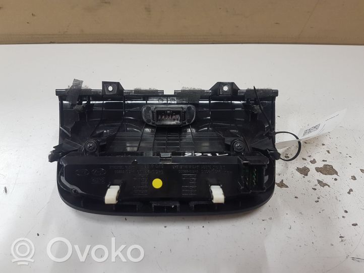 KIA Magentis Interrupteur feux de détresse 847402G600