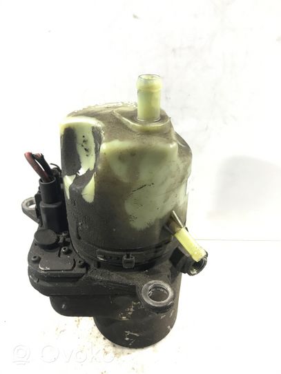 Volvo V50 Pompe de direction assistée 4N513K514DS