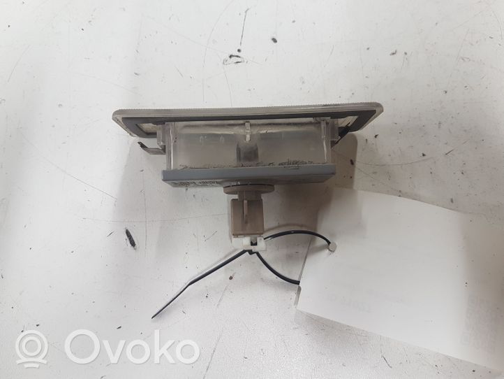 KIA Magentis Lampa oświetlenia tylnej tablicy rejestracyjnej 925012G0