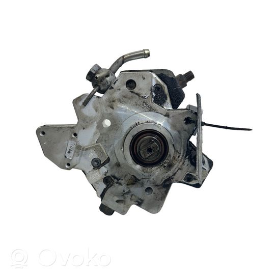 KIA Carens II Pompe d'injection de carburant à haute pression 3310027400