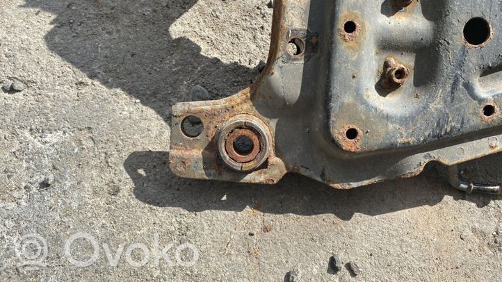 Volvo V50 Sottotelaio anteriore 