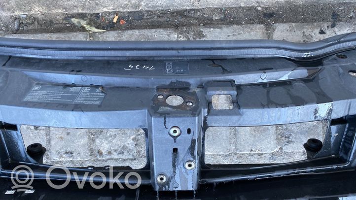 Opel Vivaro Radiatorių panelė (televizorius) 8200274224