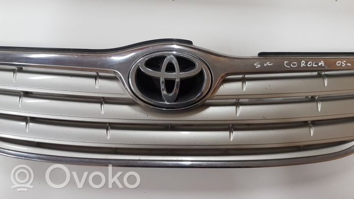 Toyota Corolla E120 E130 Etusäleikkö 5311402060