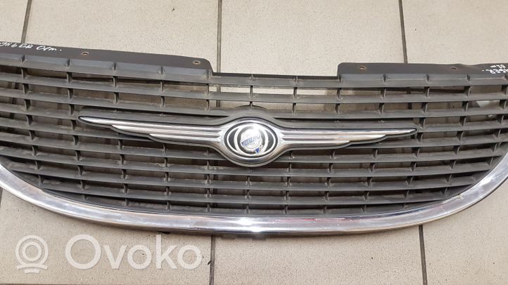 Chrysler Voyager Atrapa chłodnicy / Grill 4857292