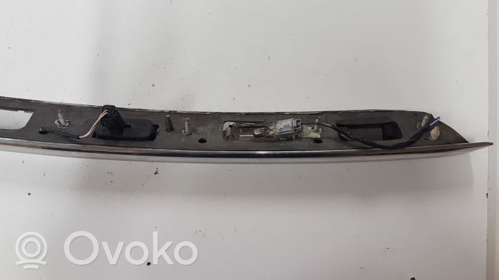 Renault Laguna III Listwa oświetlenie tylnej tablicy rejestracyjnej 43469784