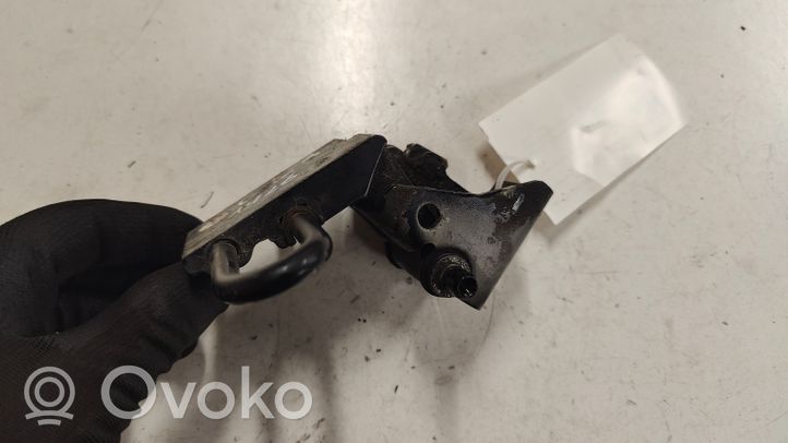 Audi A6 S6 C6 4F Rear door check strap stopper 8E08334DL