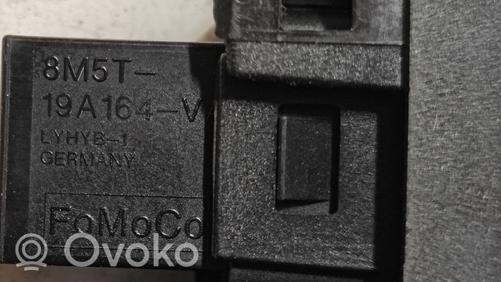 Volvo V60 Connettore plug in AUX 31285608