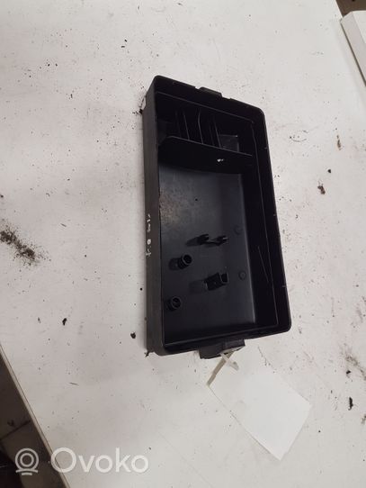 Audi A3 S3 8V Fuse box cover 5Q0937132