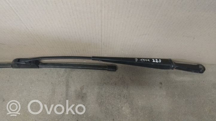 Toyota Avensis T250 Priekinio stiklo valytuvas 90562556